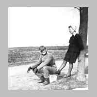 022-0495 Anneliese Heymuth und Herbert Tulodetzki als Verlobte 1941. Zeit der jungen Liebe.jpg
